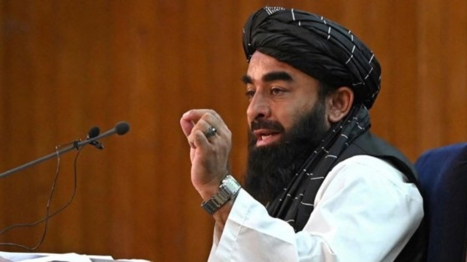 مجاهد : پر افغانستان د پاکستان پوځي برید ته به سخت ځواب ورکړو