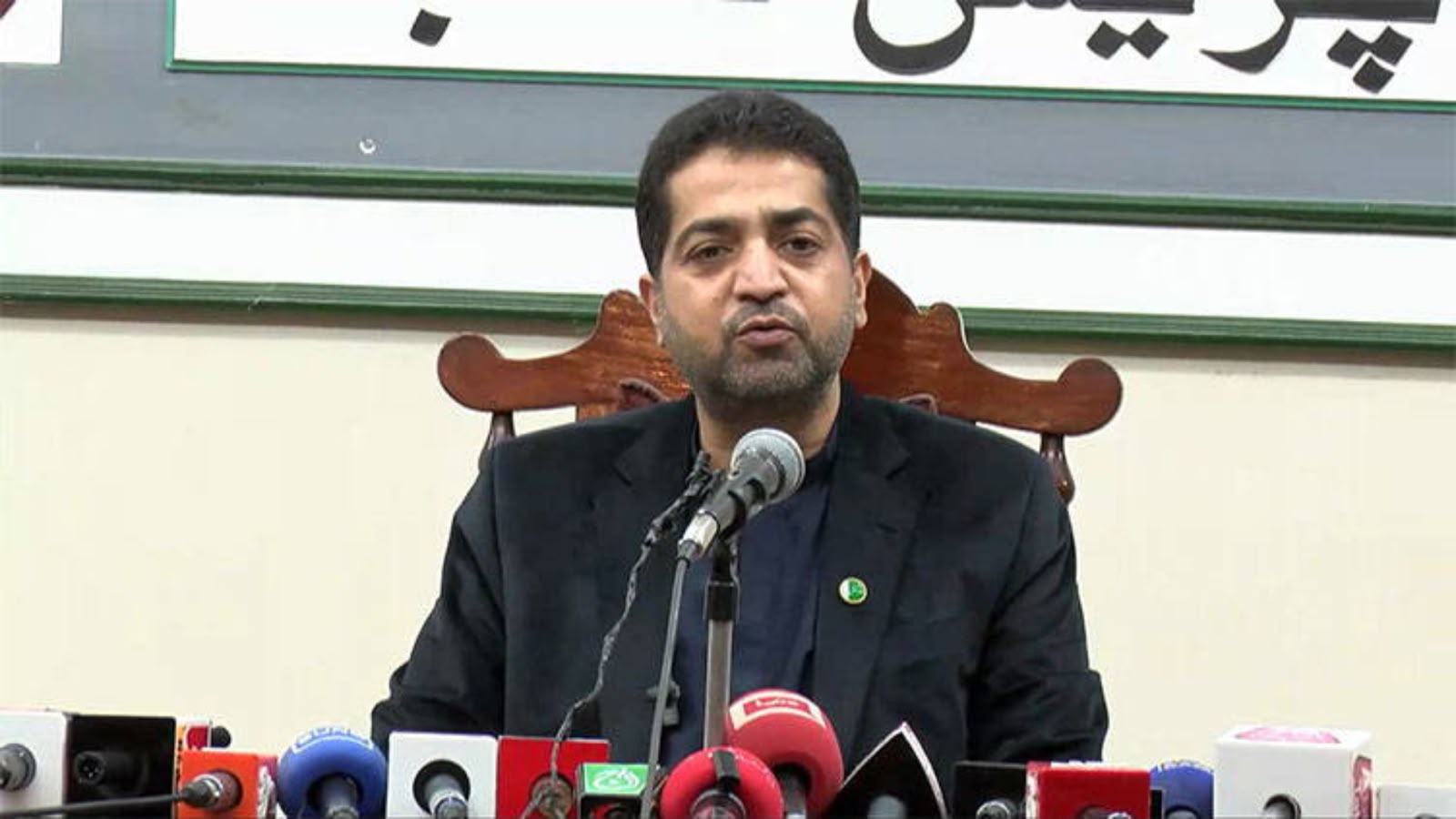 بلوچستان کې د چارواکو او سیاستوالو له خوا وسله والو ډلو ته د پیسو ورکولو دعوه