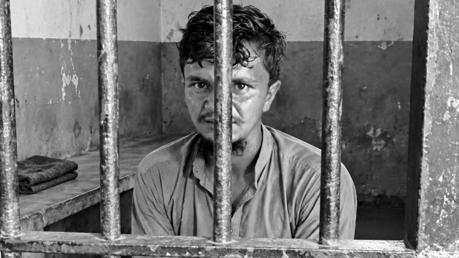 پېښور کې د قبرونو د سپکاوي په تور نیول شوی کس په ډزو کې وژل شوی