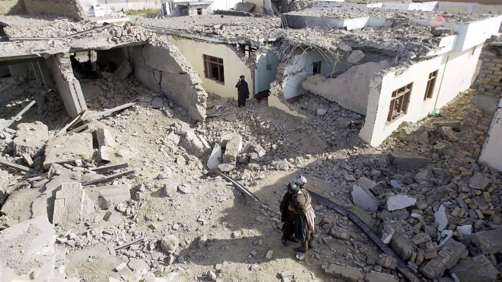 افغانستان : پکتیا کې د ۲۰۳ منصوري قول اردو مرکز د پاکستان په هوايي برید کې په نښه شوی