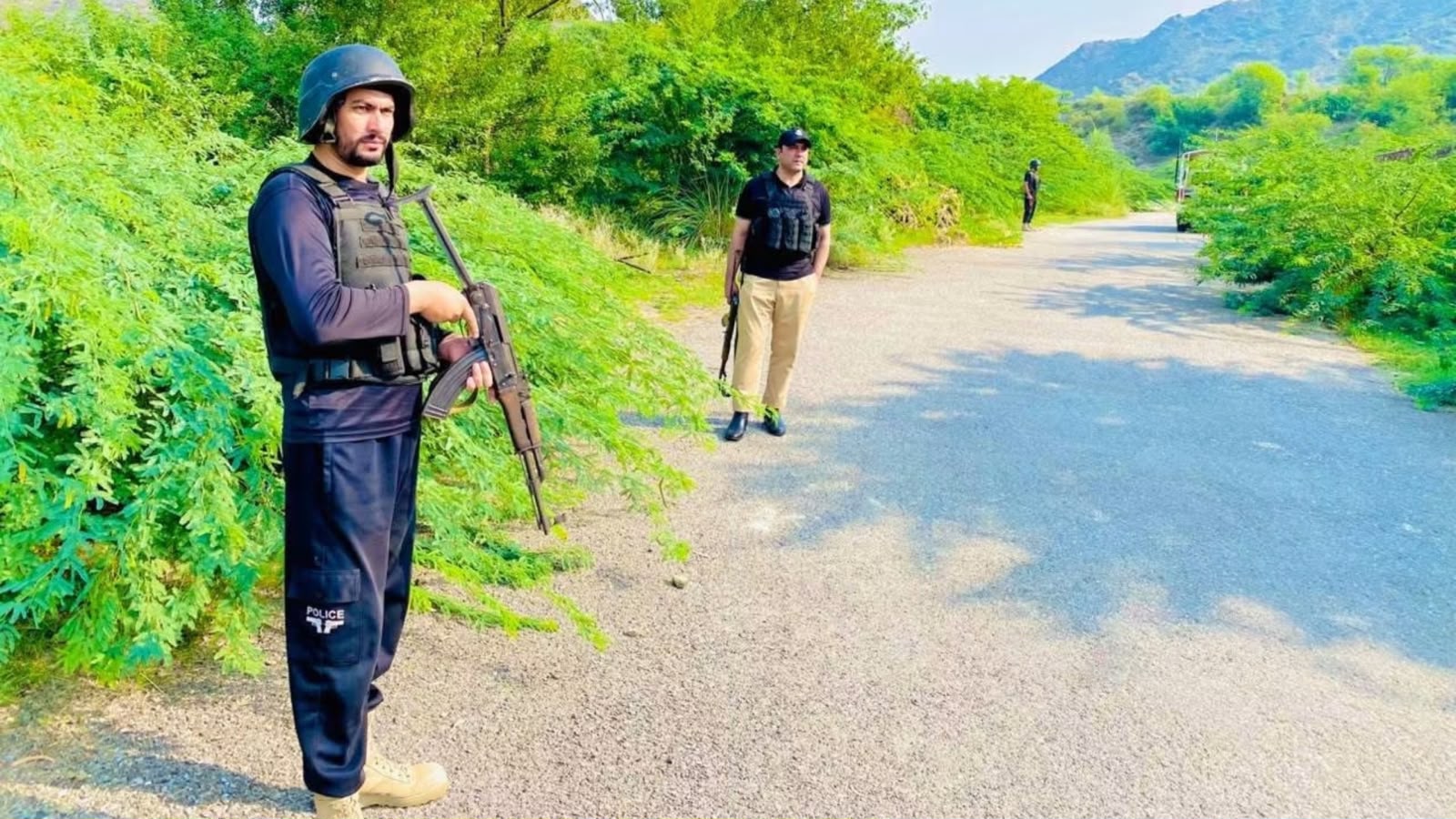 مومند کې د پاکستاني ځواکونو او وسله والو ترمنځ د سختې نښتې راپورونه