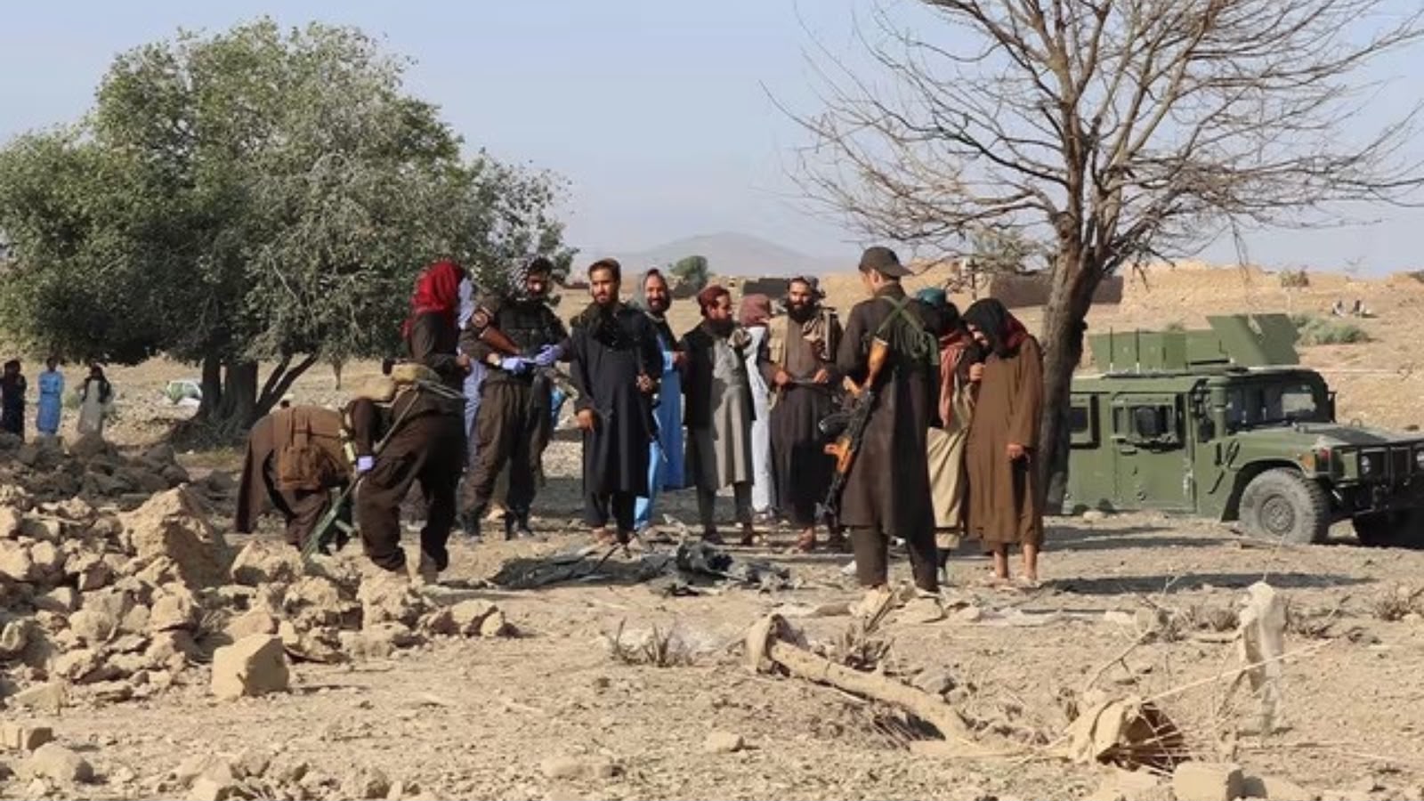 د کندهار برید د طالبانو مشر ته خبرداری و؛ شنونکي د پاکستان او افغانستان د پراخې جګړې خطر ویني