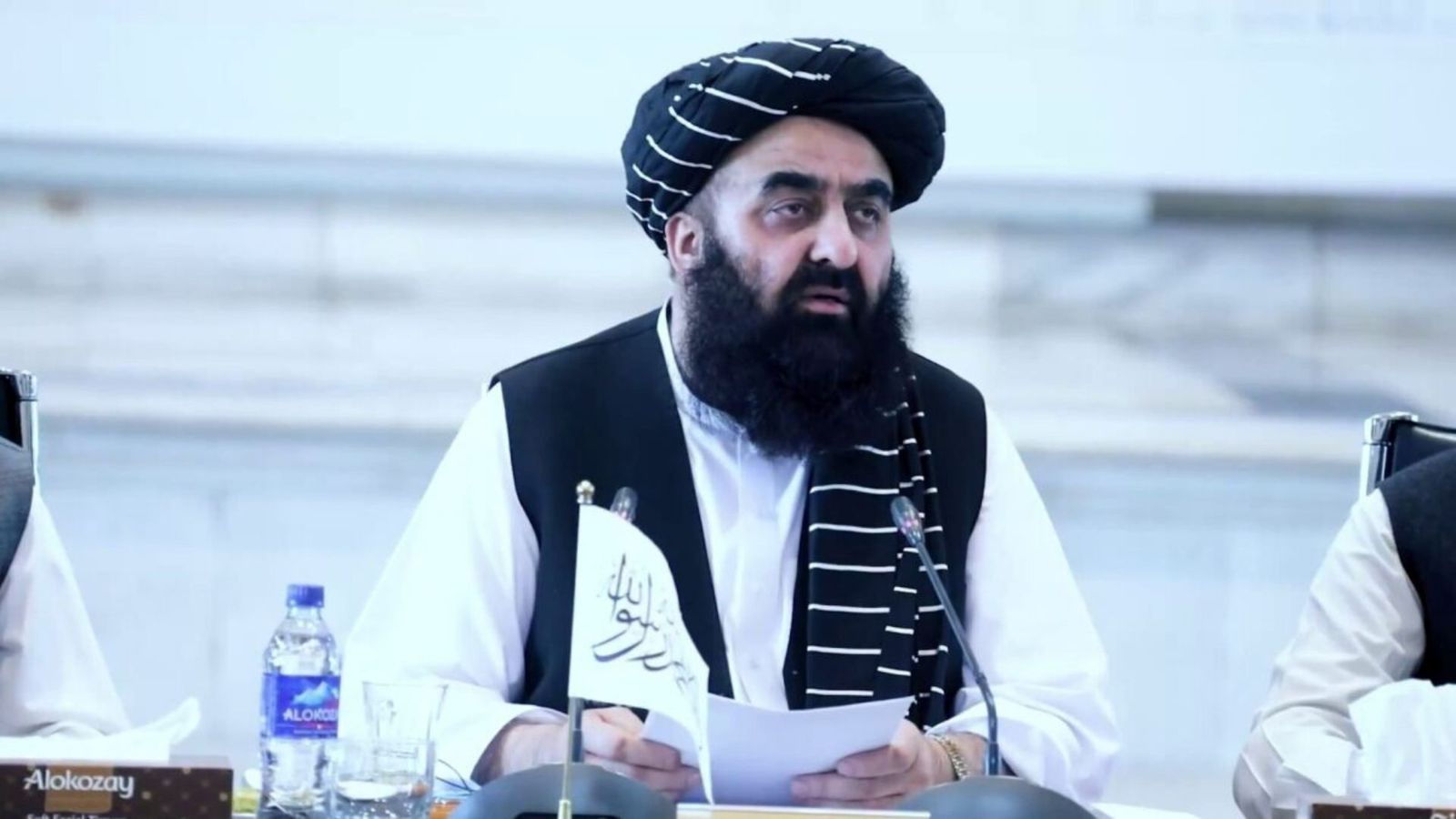 متقي: د نجونو له شپږم ټولګي پورته زده‌کړې تر بلې خبرتیا پورې ځنډول شوې دي
