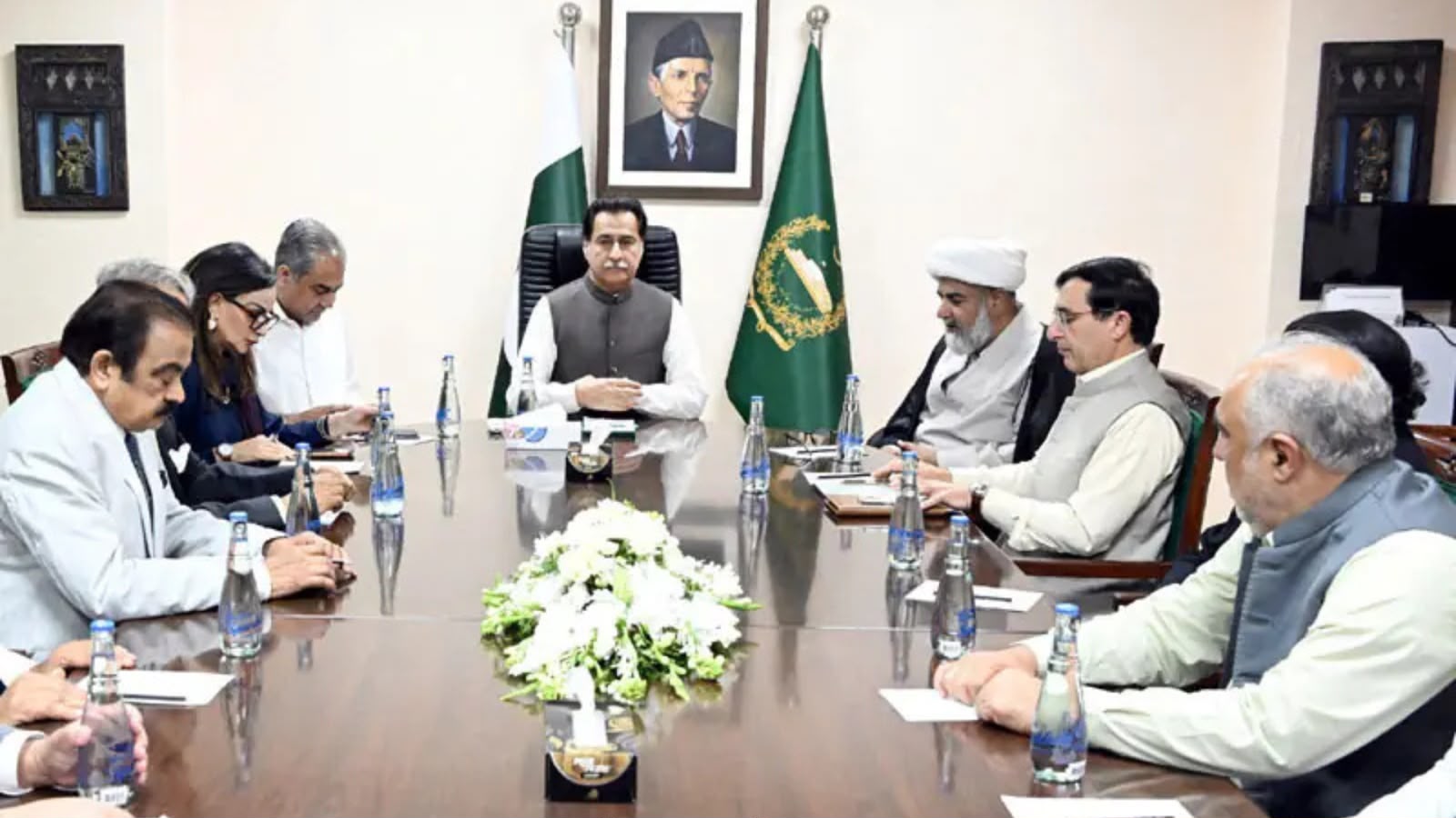 د حکومت او اپوزیسیون لومړۍ خبرې بې نتیجې ختمې شوې؛ دویم پړاو سبا کېږي