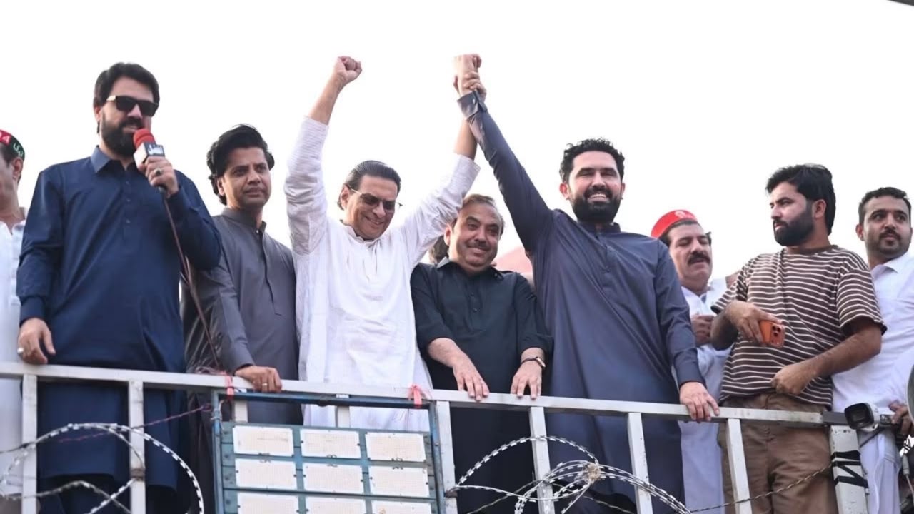 تحریک انصاف: په خېبر پښتونخوا کې د ګورنر راج او ایمرجنسي مخالفت، د سهیل اپریدي د لانګ مارچ ملاتړ