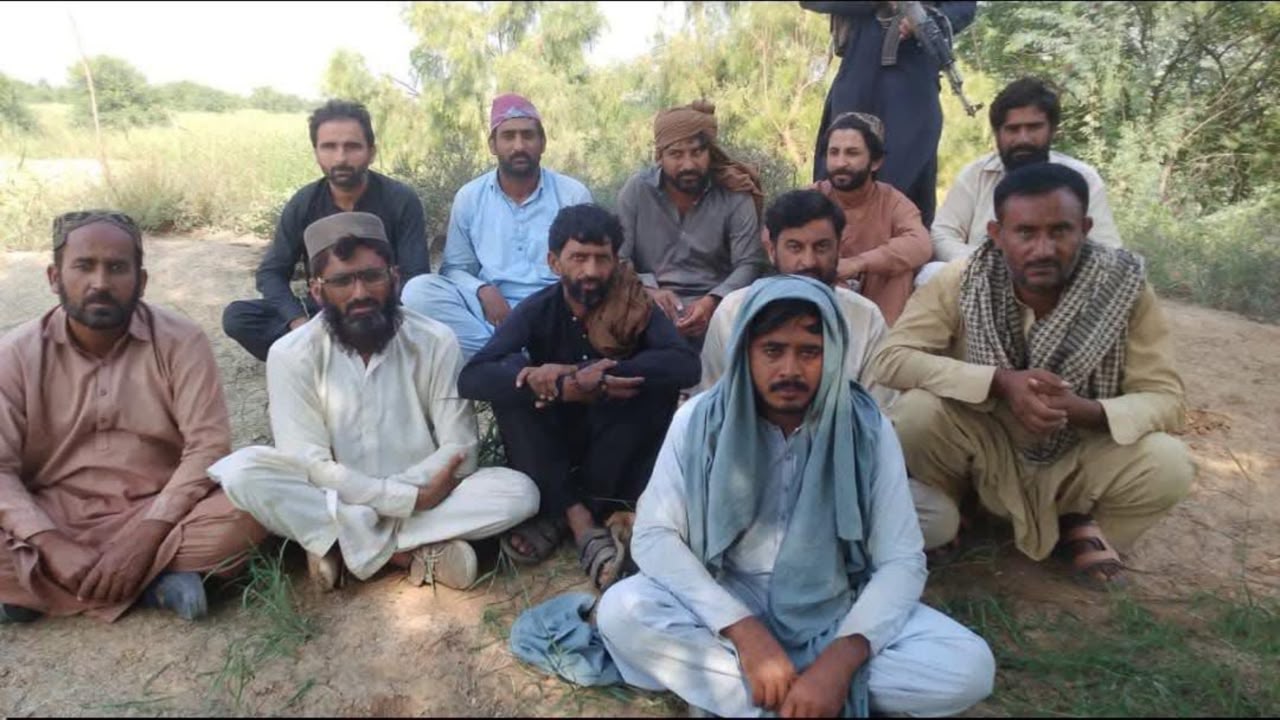 د چشمه شوګر ملز ۱۱ تښتول شوي کارکوونکي راخوشې شوي، پنځه امنیتي ساتونکي لا هم ورک دي
