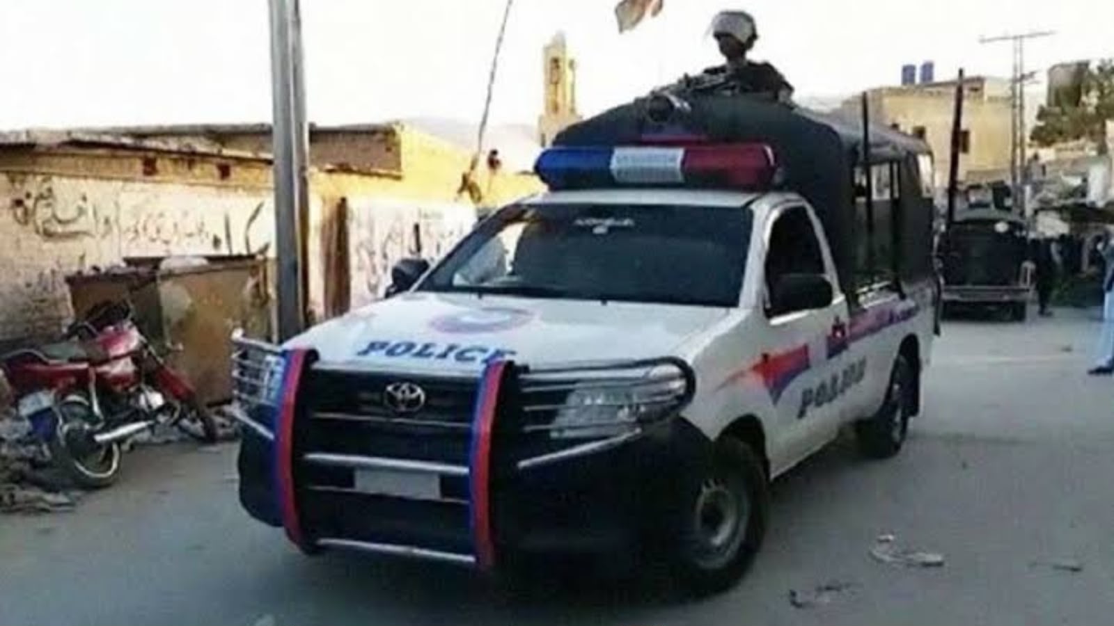 بلوچستان : قلعه عبدالله کې د ډزو کې پلار او زوی وژل شوي، درې نور ټپیان دي