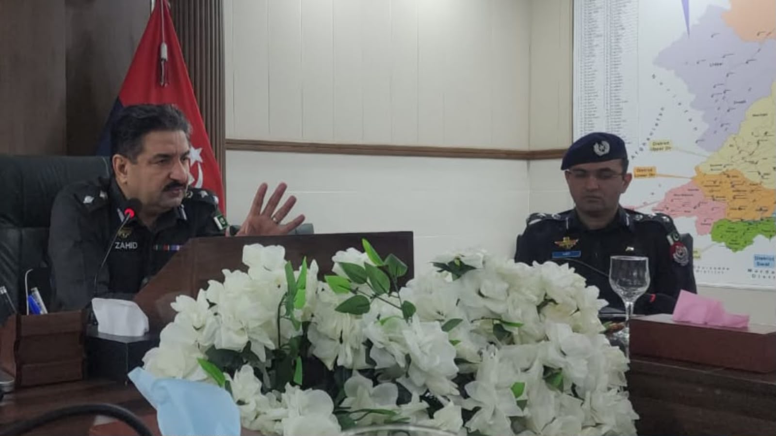 سوات: پولیس وايي، د ولس د امن او خوندیتوب لپاره به د ترهګرۍ، جرمونو او نشي توکو پر ضد مبارزه روانه ساتي